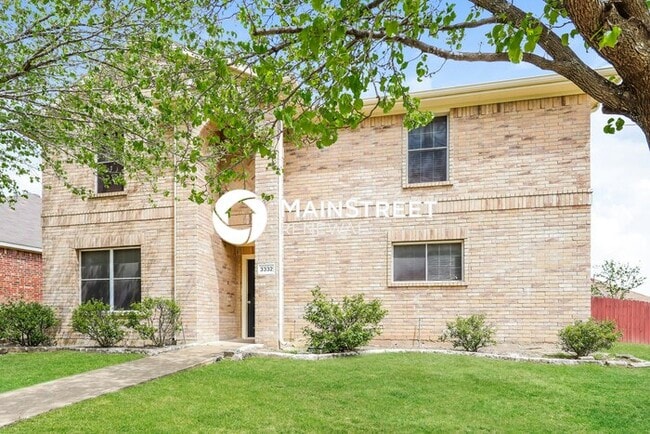 Photo - 4 Bedroom Pet-Friendly Home in Mesquite, TX with Main Street Renewal