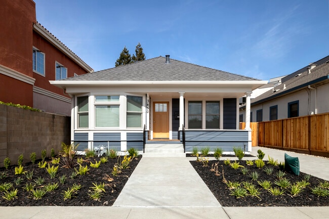 Photo - 3450 The Alameda