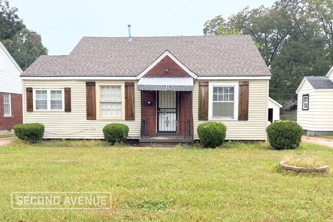 Building Photo - 2519 Larose Ave