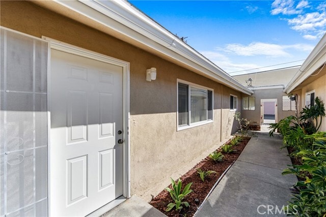 5932 Santa Barbara Ave Unidad B