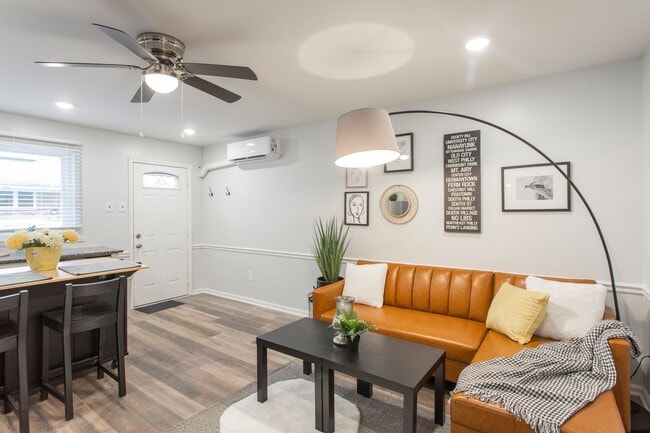 Photo - East Passyunk 1 bedroom Unit R