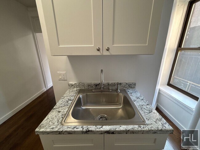 Photo - YORK AVENUE Unidad 3F