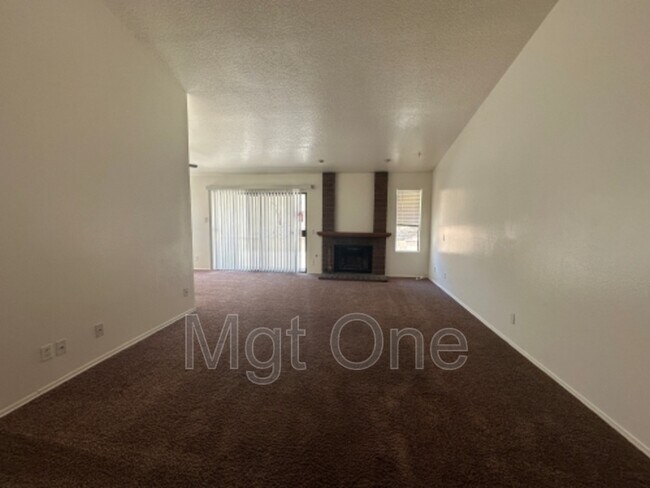 Photo - 7575 Skyview Rd
