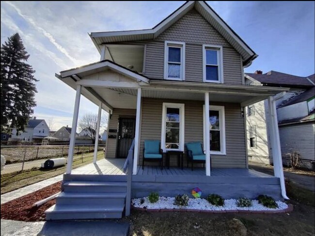 Photo - 3900 W 33rd St