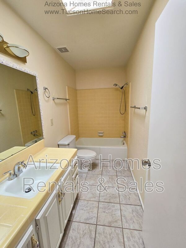 Photo - 510 W Cll Lago Unit Calle Lago