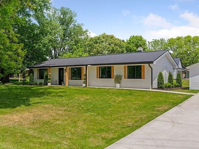 Photo - 202 E McCormick Rd Casa