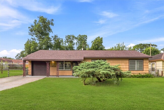 Photo - 8406 Highcrest Dr