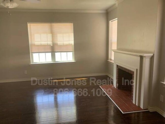 Photo - 1910 25th St