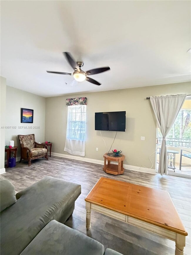 Photo - 1522 SW 50th St Unit 302