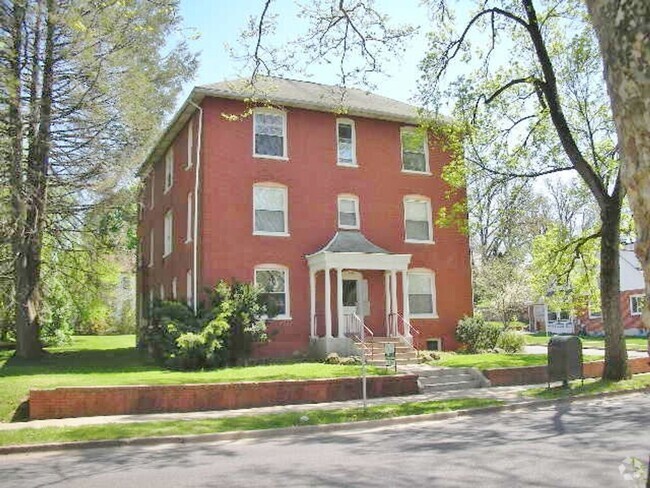 Building Photo - 440 W Foster Ave Unit 440-7FA Rental
