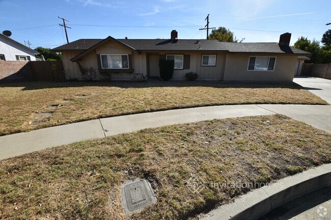 Building Photo - 16308 Bermuda St Rental