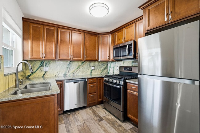 Photo - 102 South St