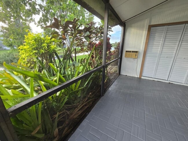Photo - 4247 Willow Pond Cir