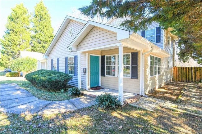 Building Photo - Bright and spacious 3BR/2ba in Lindley Park! Rental