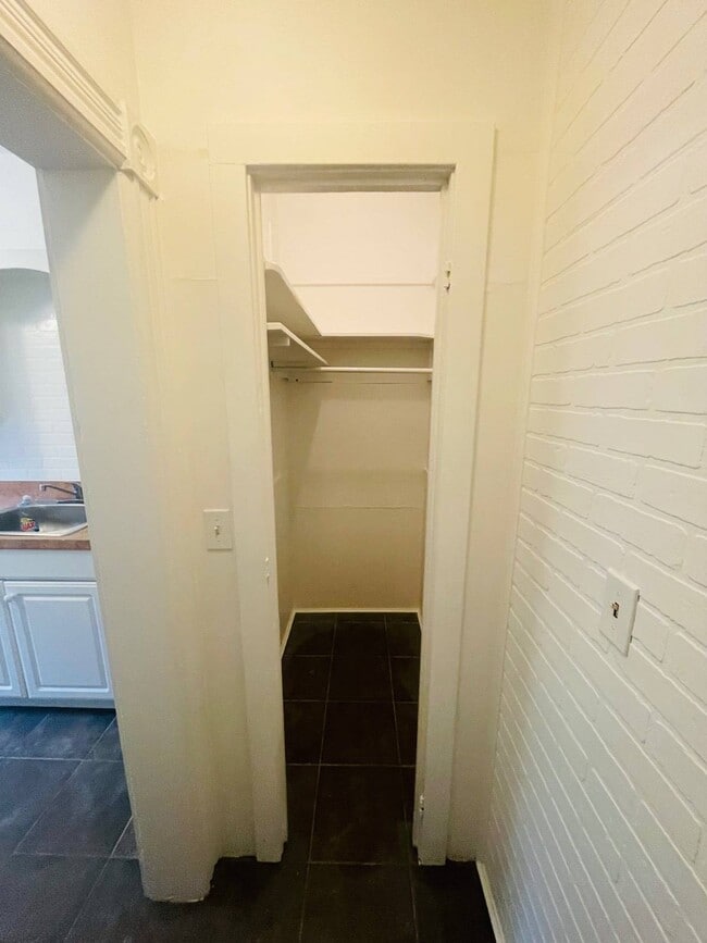 Photo - 420 Littleworth Ln