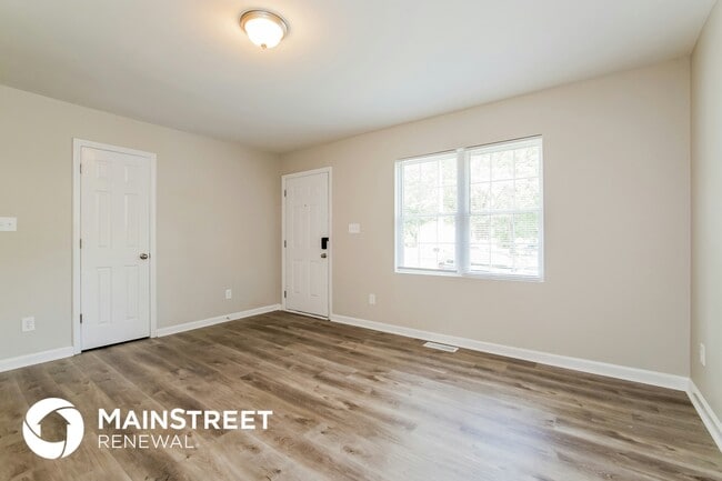 Photo - 713 S Webb St