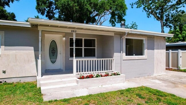 Photo - 2812 Dawley Ave