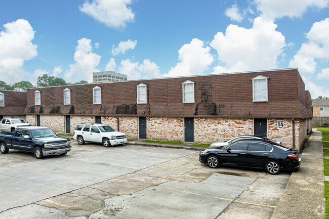 Bellaview Apartments and Townhomes