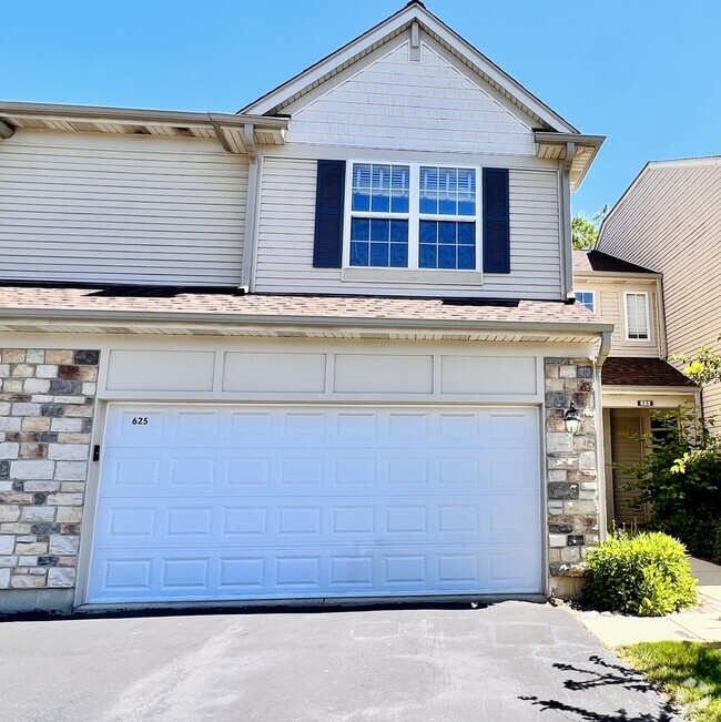 Building Photo - 625 Shakespeare Dr Rental