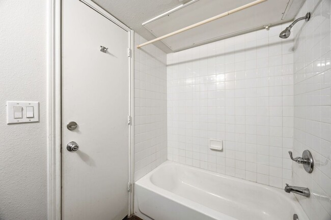 Photo - 9837 Walnut St Unit S203