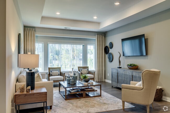 2BR, 2BA - 1,726SF