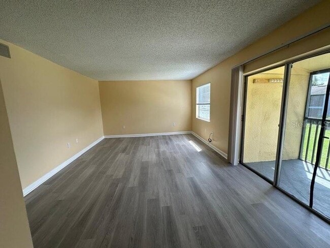 Photo - 2553 N Alafaya Trail Unit 102