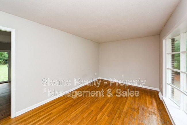 Photo - 1010 Yorktown Dr