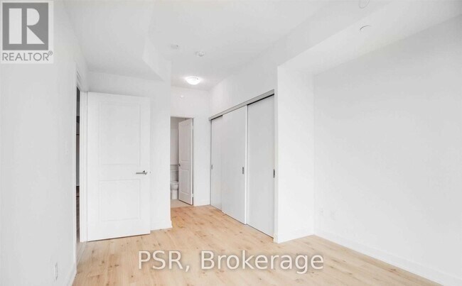 Photo - 2799 Kingston Rd Unité 524