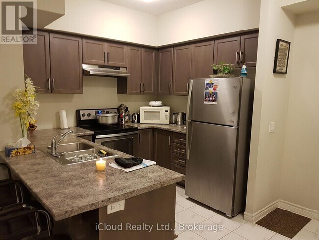 Photo - 630 Sauve St Unit 103