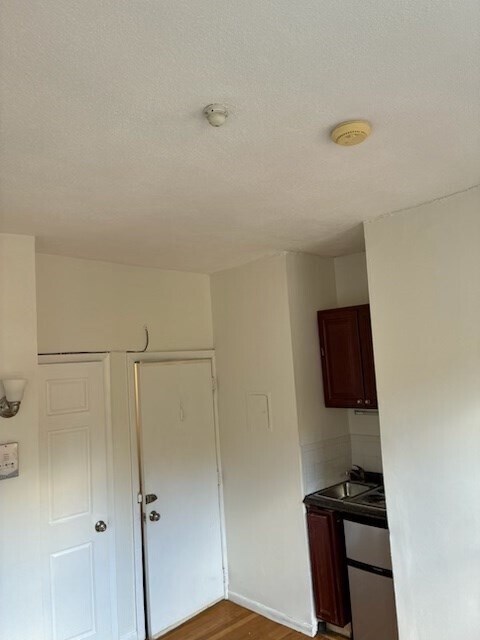 Photo - 49 S Huntington Ave Unidad 301