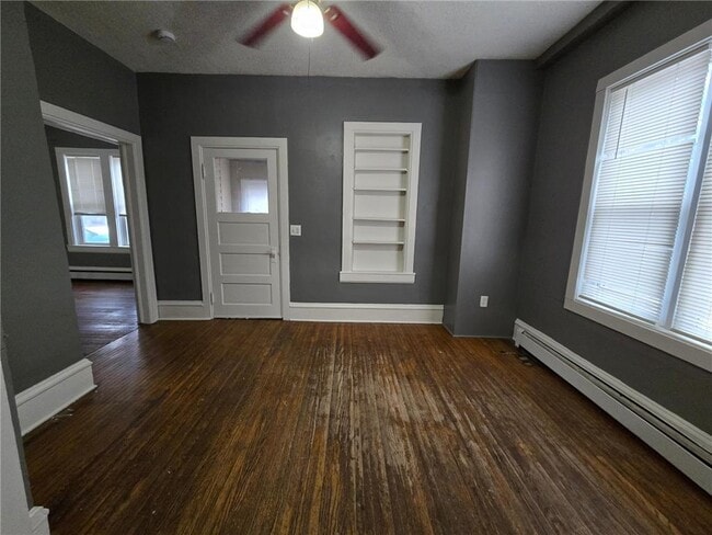 Photo - 506 W Brooks St