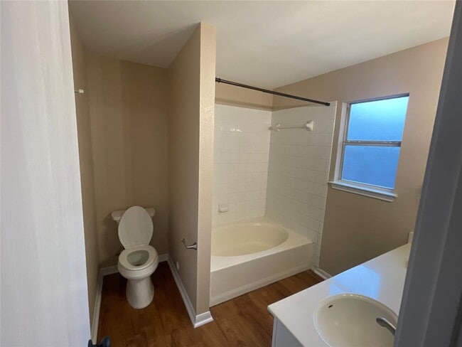 Photo - 326 Katy Crossing