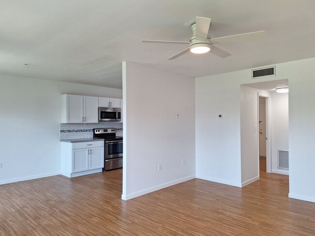 Photo - 1BR 1BA UNFURNISHED CONDO-NEW SMYRNA BEACH
