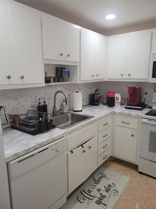 Photo - 1980 S Ocean Dr Unit 9B