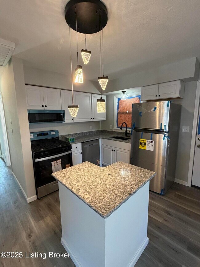 Photo - 5414 Bungalow Dr