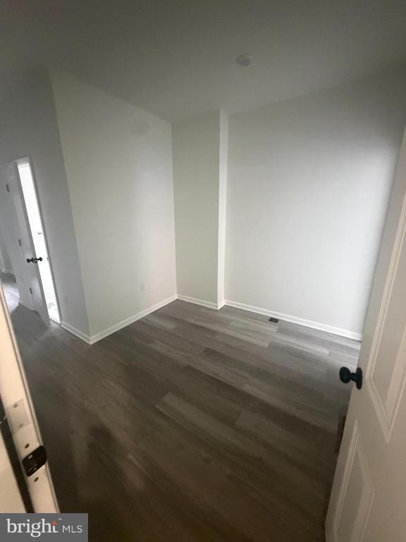 Photo - 112 E Huntingdon St