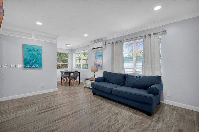 Photo - 1716 SW 11th Ct Unidad 3