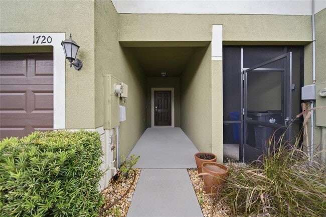 1720 Ivory Goose Pl