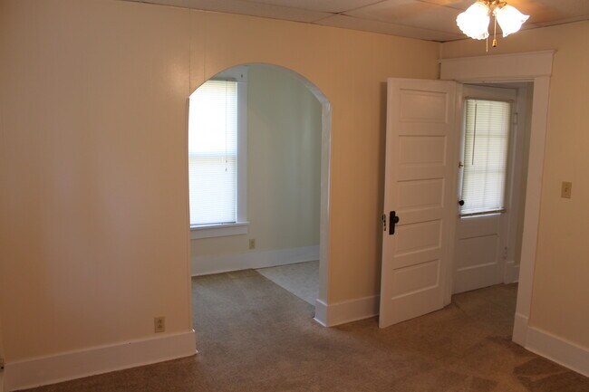 Photo - 1204 S Still St