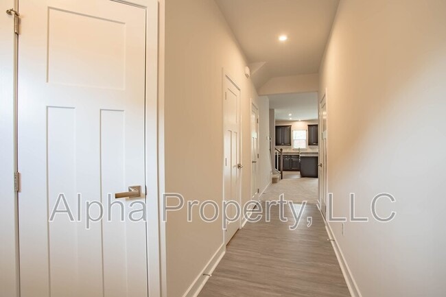 Photo - 219 Clearwood Dr