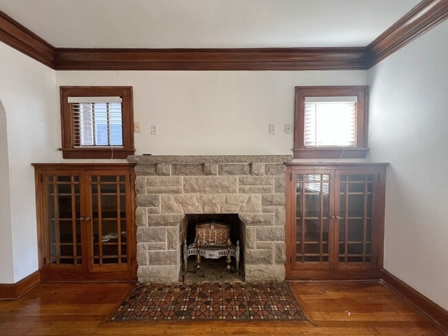 Photo - SEE IT NOW: Beautiful 3-Bedroom Bungalow i...