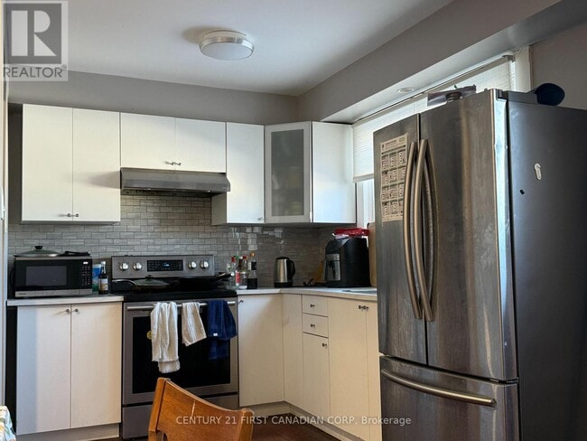 Photo - 1460 Limberlost Rd