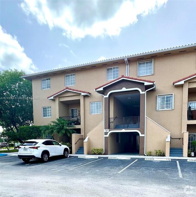 Building Photo - 17415 NW 75th Pl Rental