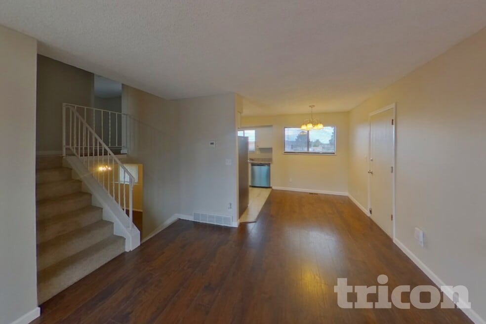 6845 Parkridge Ct