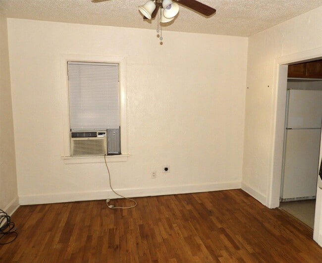 Photo - 407 NW 6th St