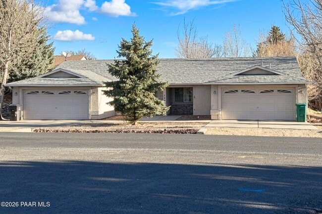 Building Photo - 7440 Spouse Dr Unit 2