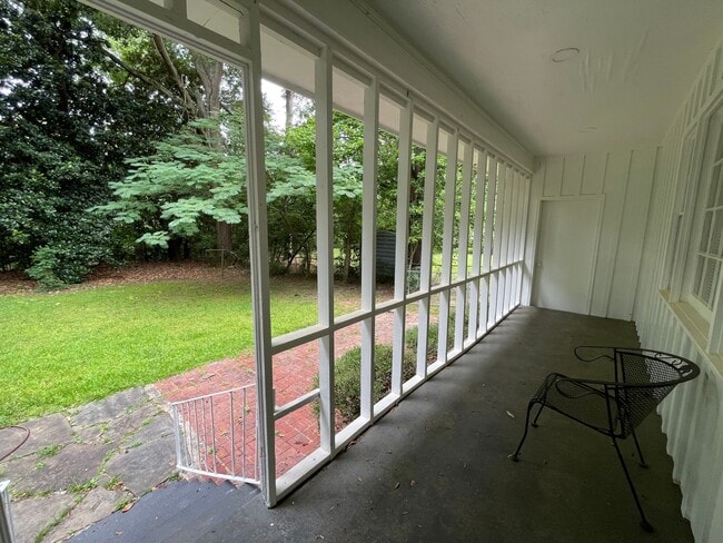 Photo - 223 32nd E Pl