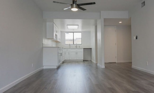 Photo - 620 W Hyde Park Blvd Condo Unit A-209