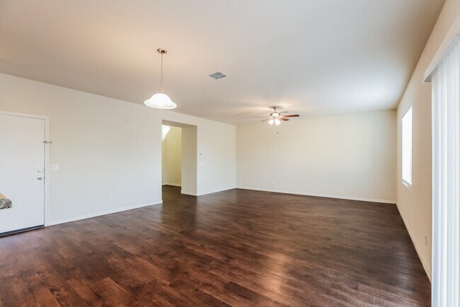 Photo - 8207 W Pueblo Ave