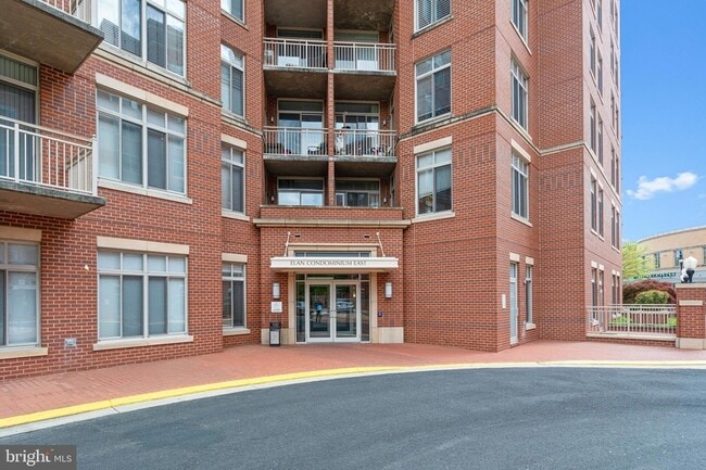 Photo - 4480 Market Commons Dr Unidad 405